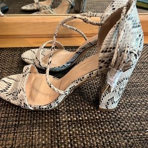 Olivia Ferragamo, snakeskin heel sandals.  NWOT